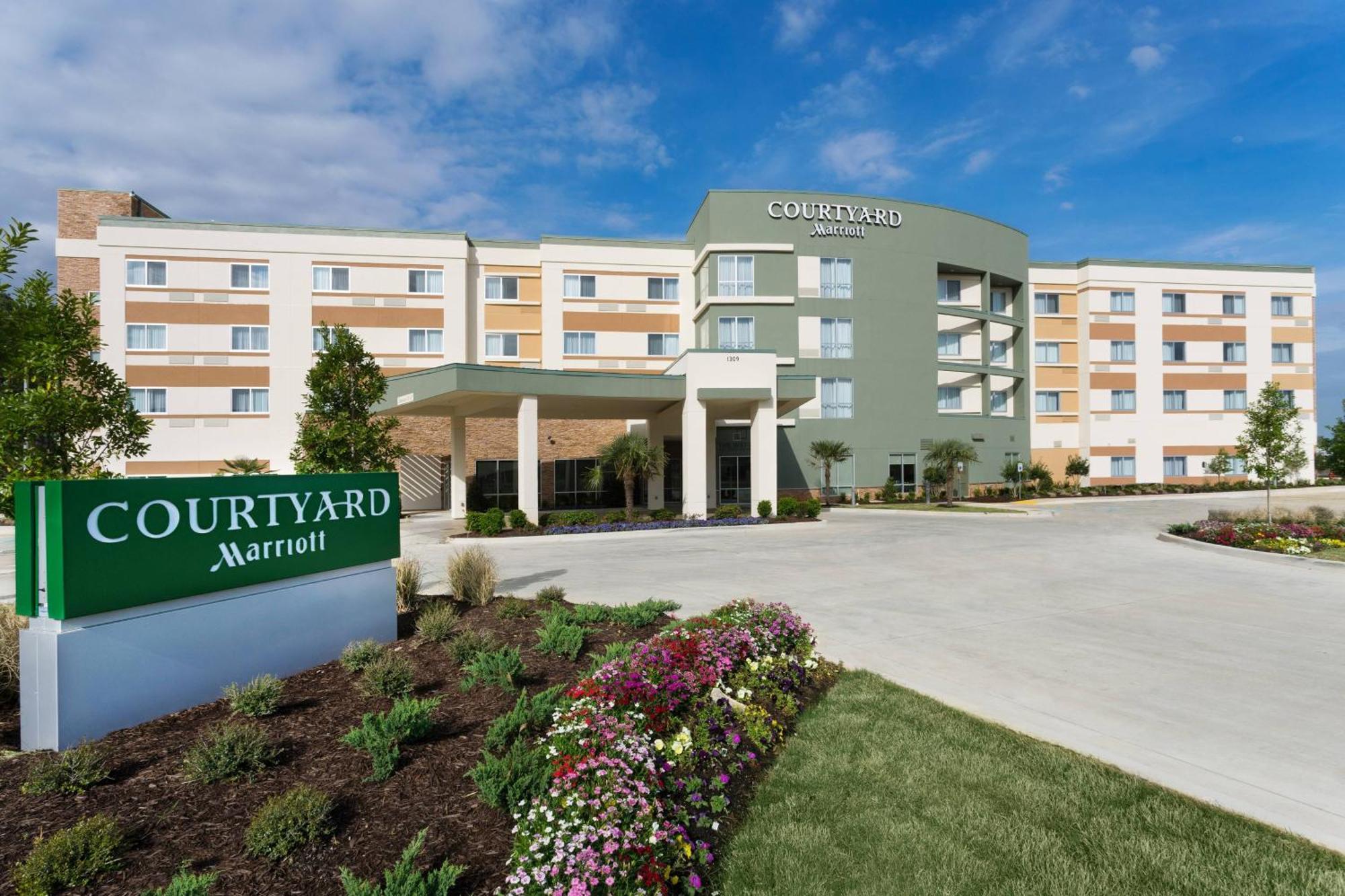 Courtyard By Marriott Ruston Otel Dış mekan fotoğraf